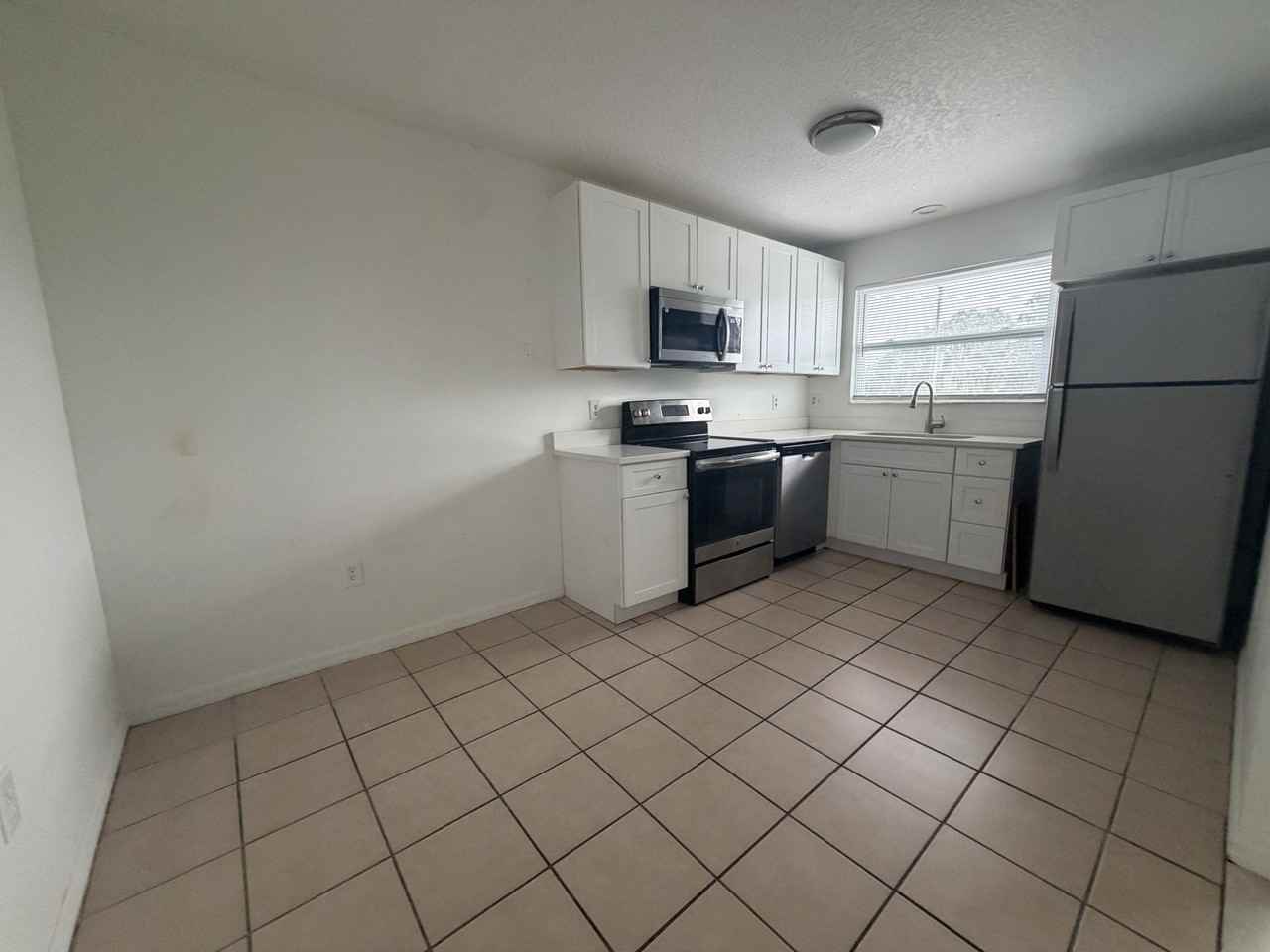 900 N Bay Street2 #2 - Photo 4 of 10