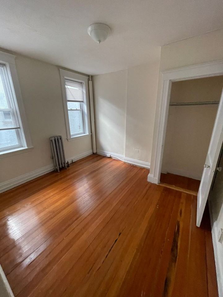 510 Cambridge St - Photo 5 of 11