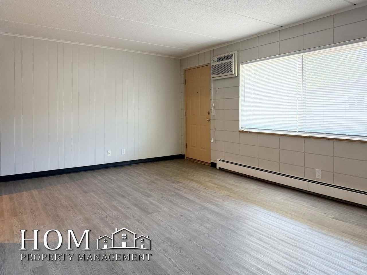 509 4th Street Northeast - Photo 4 of 23