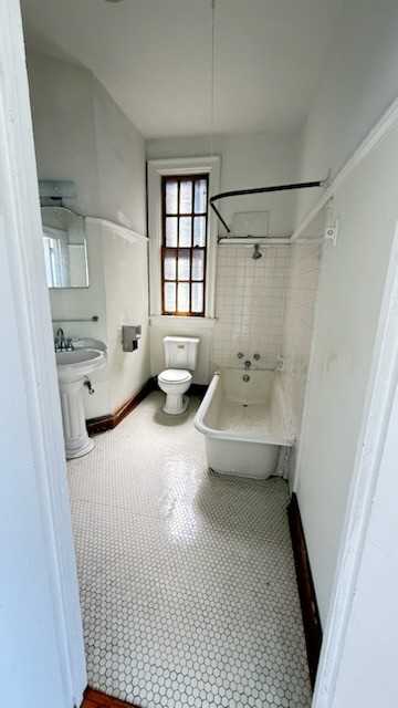 7904 St Charles - B1 #B1 - Photo 3 of 6