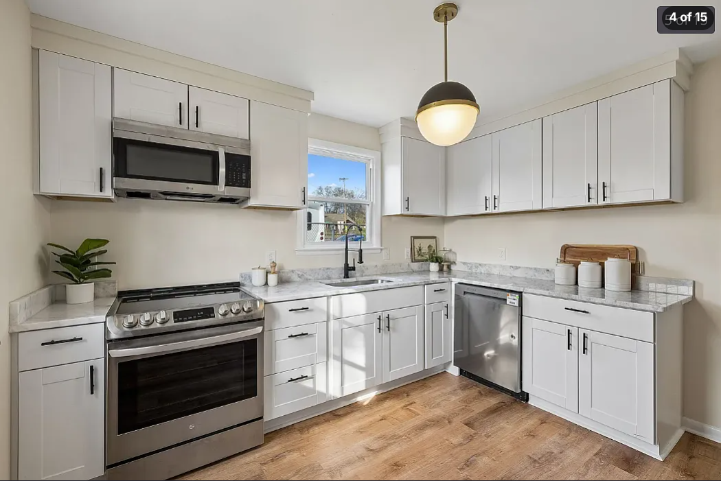 1847 25th Ave N #1 - Photo 5 of 14
