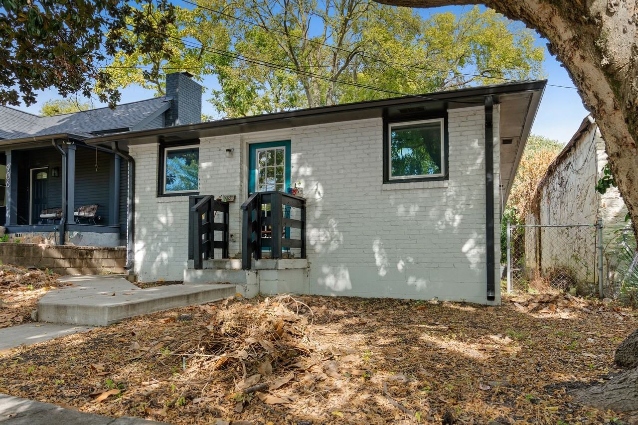 904 Morrison St #C - Photo 4 of 29
