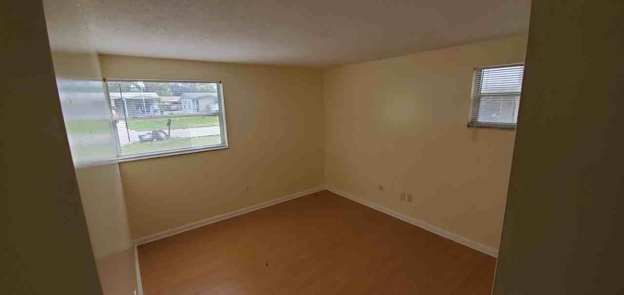 4906B 21st St W #4906B - Photo 3 of 17
