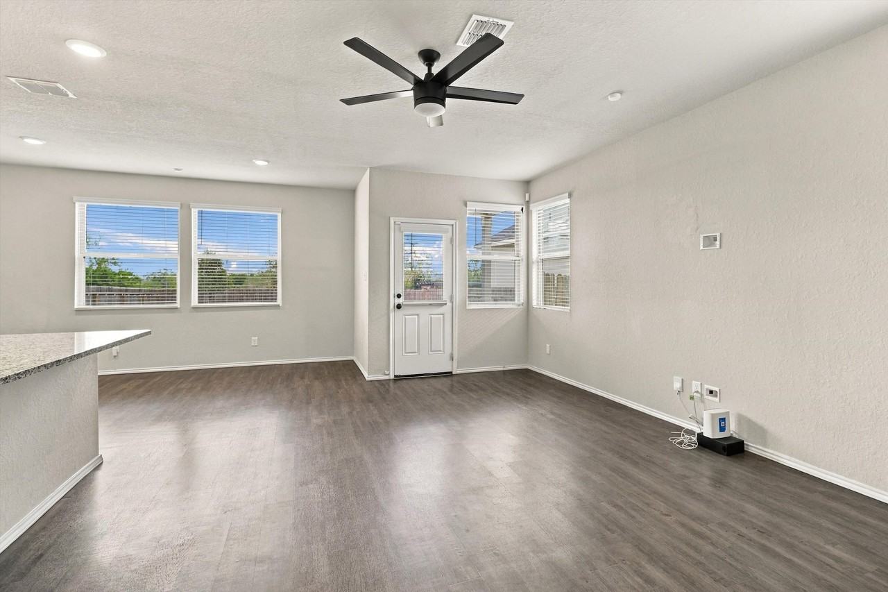 5106 Sandstone Way #1 - Photo 3 of 10