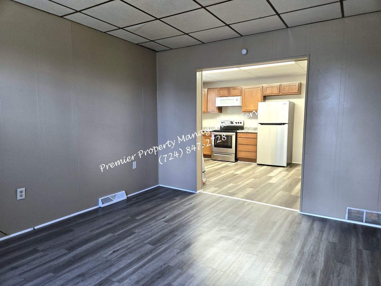 114 W Madison Ave #1 - Photo 3 of 15
