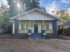 featured image of 7203 1st Ave S #1