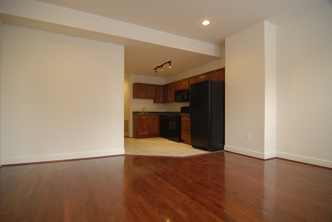 909 N Calvert St #909-300 - Photo 2 of 7