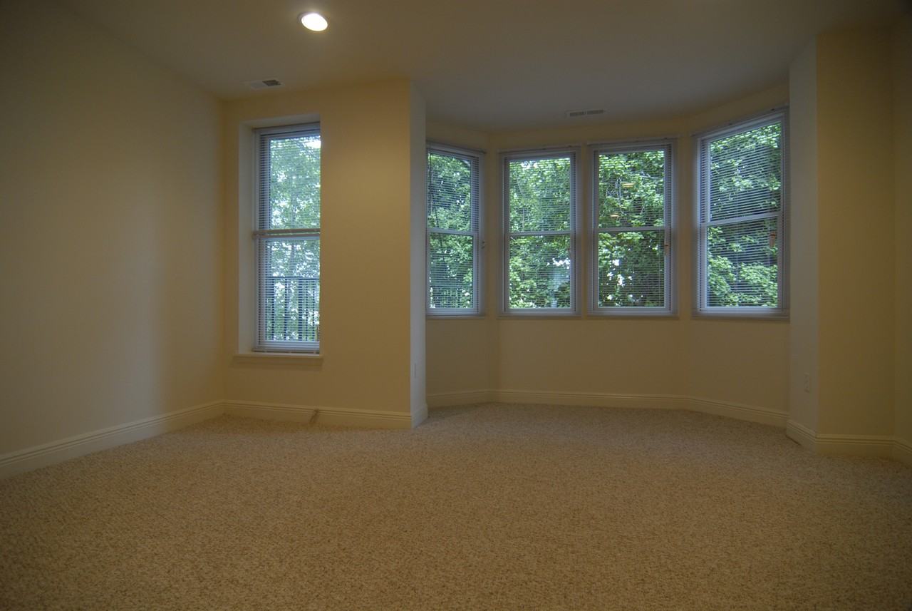 909 N Calvert St #909-300 - Photo 7 of 7