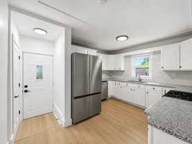 59 N Lynn Ave #1 - Photo 1 of 1