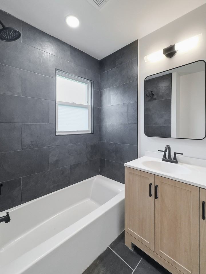 59 N Lynn Ave #1 - Photo 4 of 22