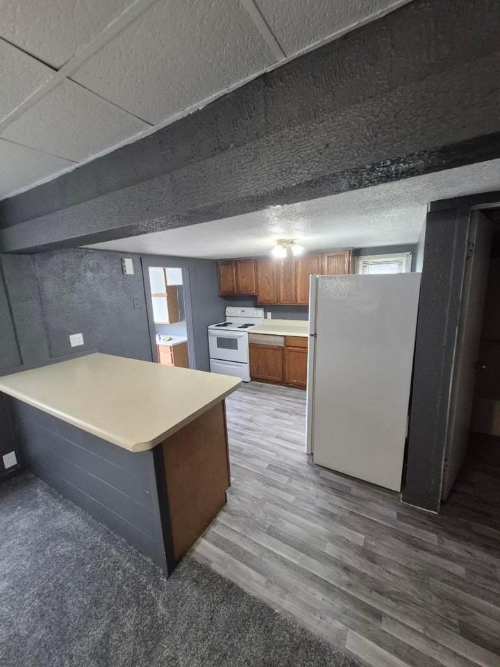 1740 S Blanchard St #1 - Photo 2 of 10