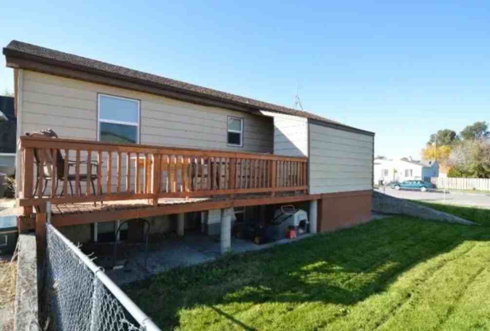 1196 Blaine Ave #1 - Photo 3 of 7