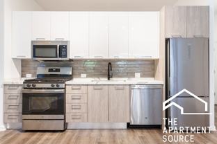 2550 S Wabash Ave #208 - Photo 1 of 1