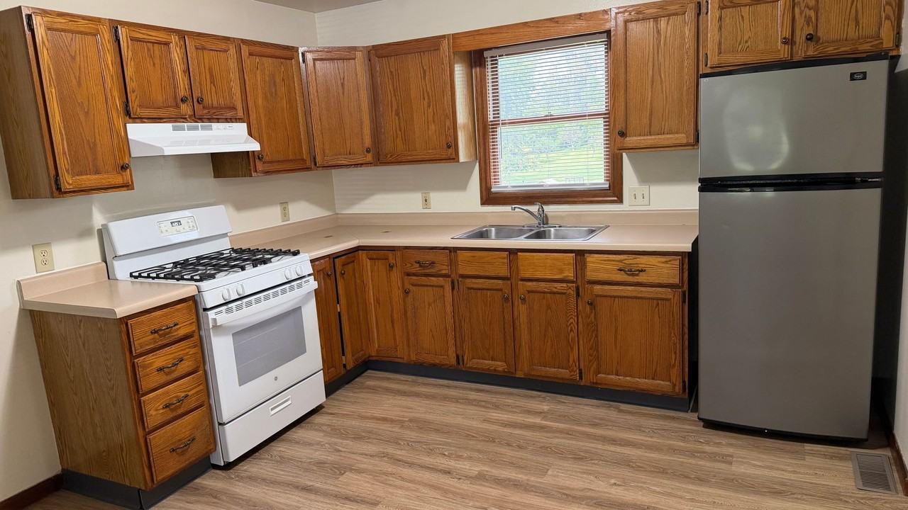15049 County Road 36 - Photo 3 of 7