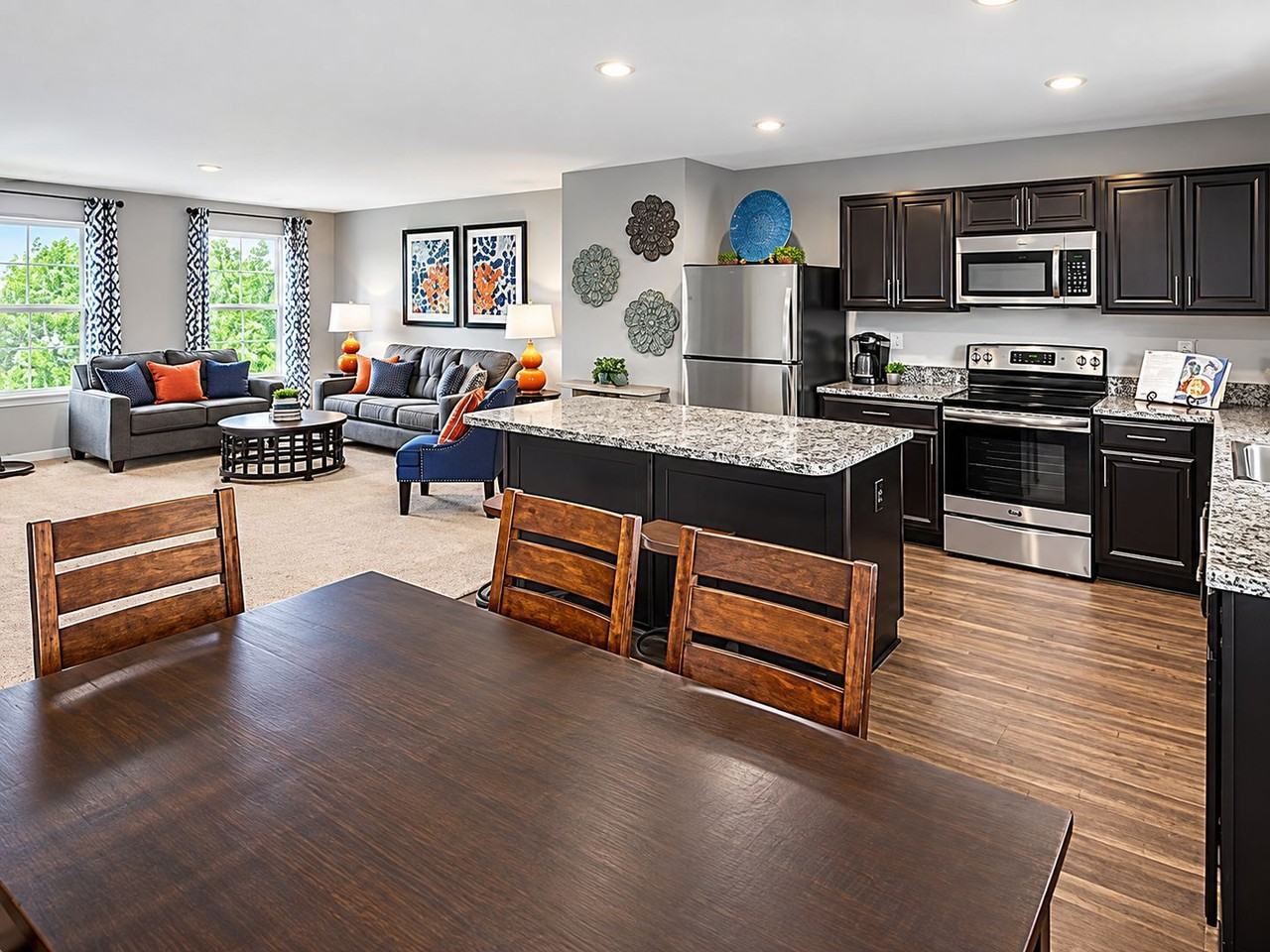 31 Oland St - Photo 6 of 33