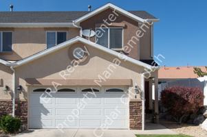 featured image of 173 E Fiddlers Canyon Rd