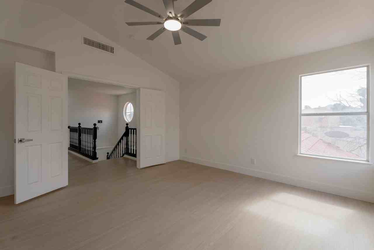 2118 Fountain Springs Dr - Photo 5 of 49