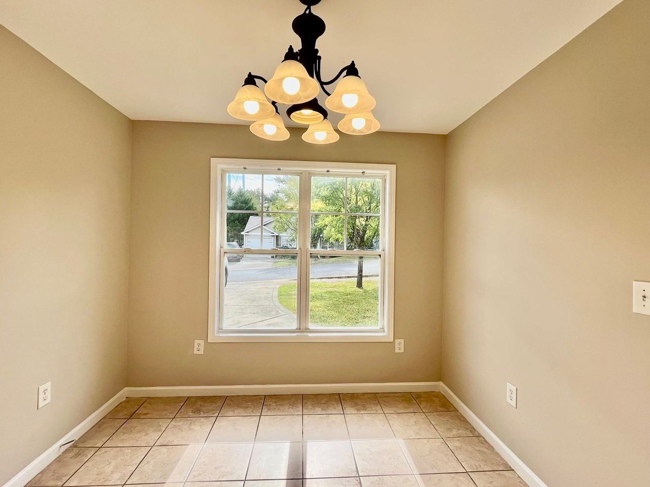 7 Brookstone Dr Nw - Photo 4 of 11