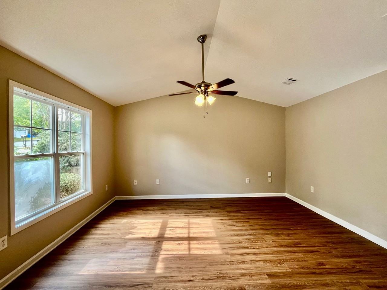 7 Brookstone Dr Nw - Photo 5 of 11
