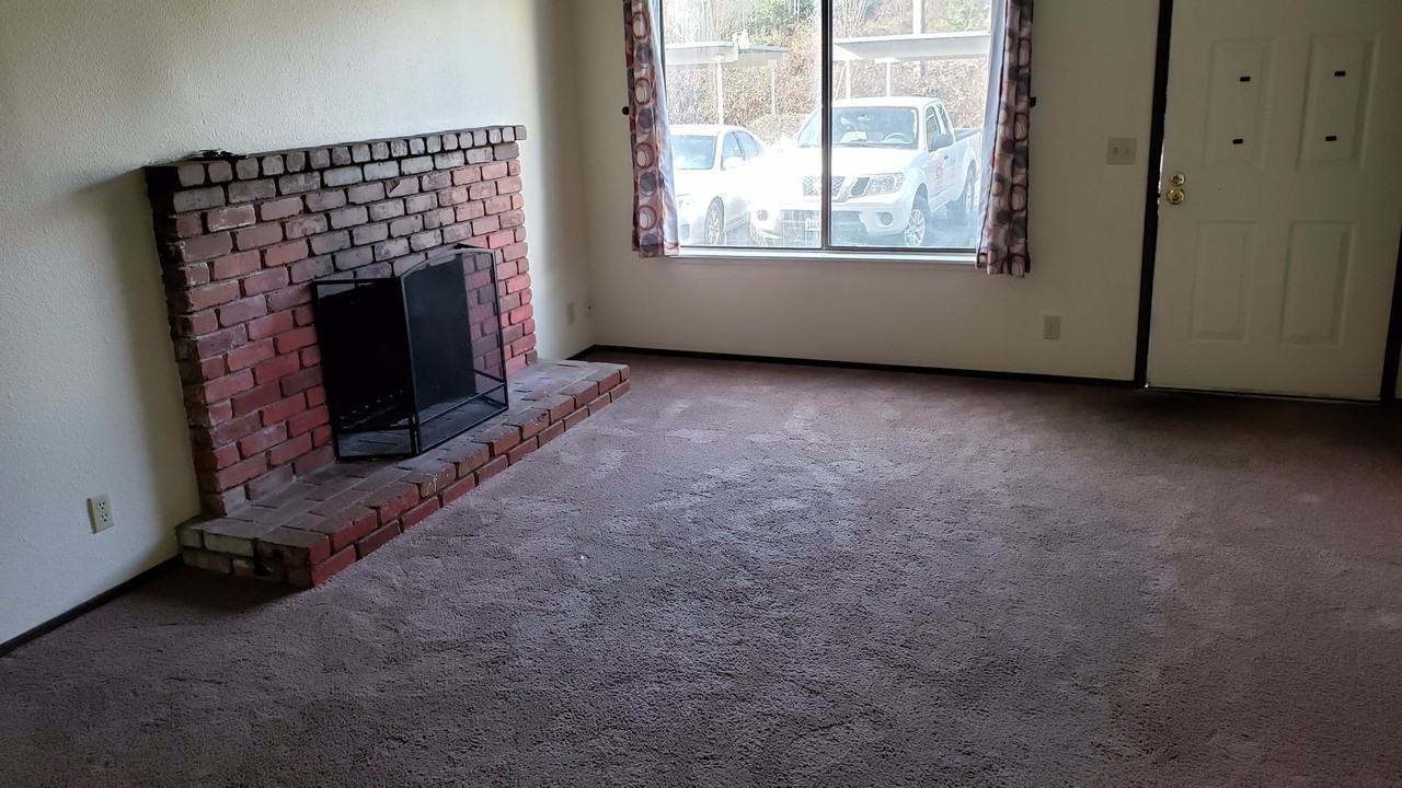 3040 L K Wood Blvd - Photo 2 of 10