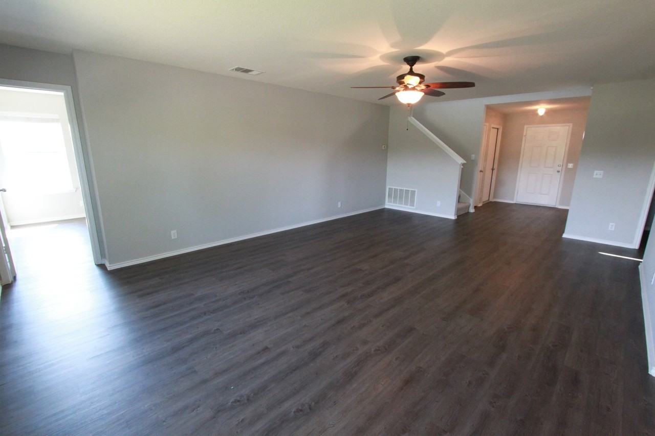 122 Bayliss St - Photo 7 of 32