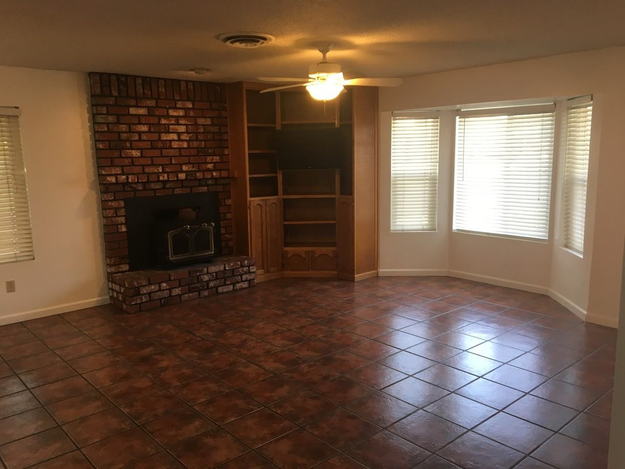 3401 Stony Brook Rd - Photo 5 of 26