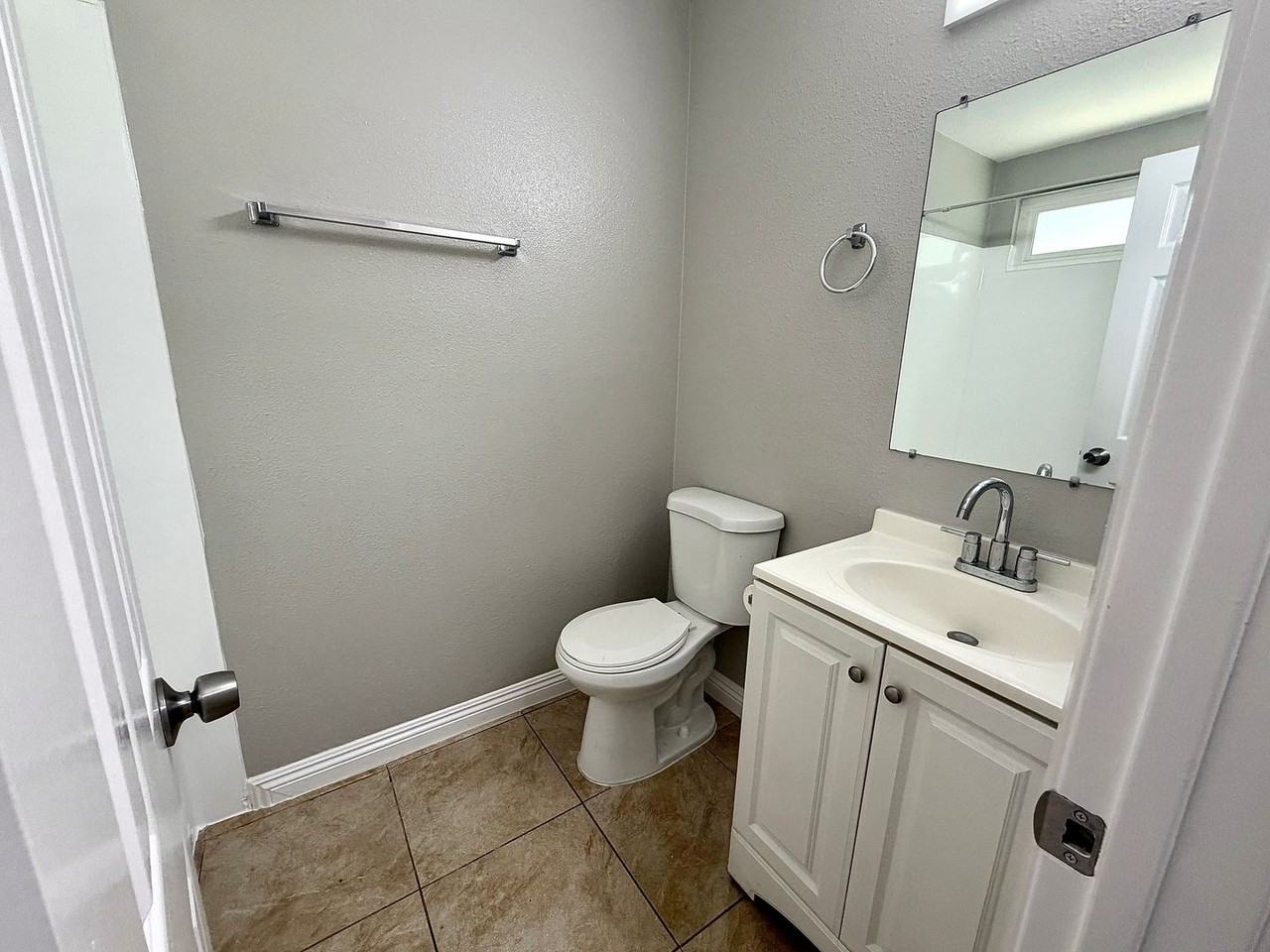 4231 Evart St #B2 - Photo 7 of 21