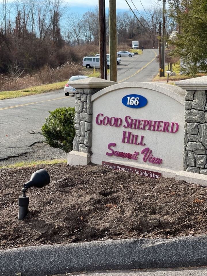 166 Old Brookfield Rd