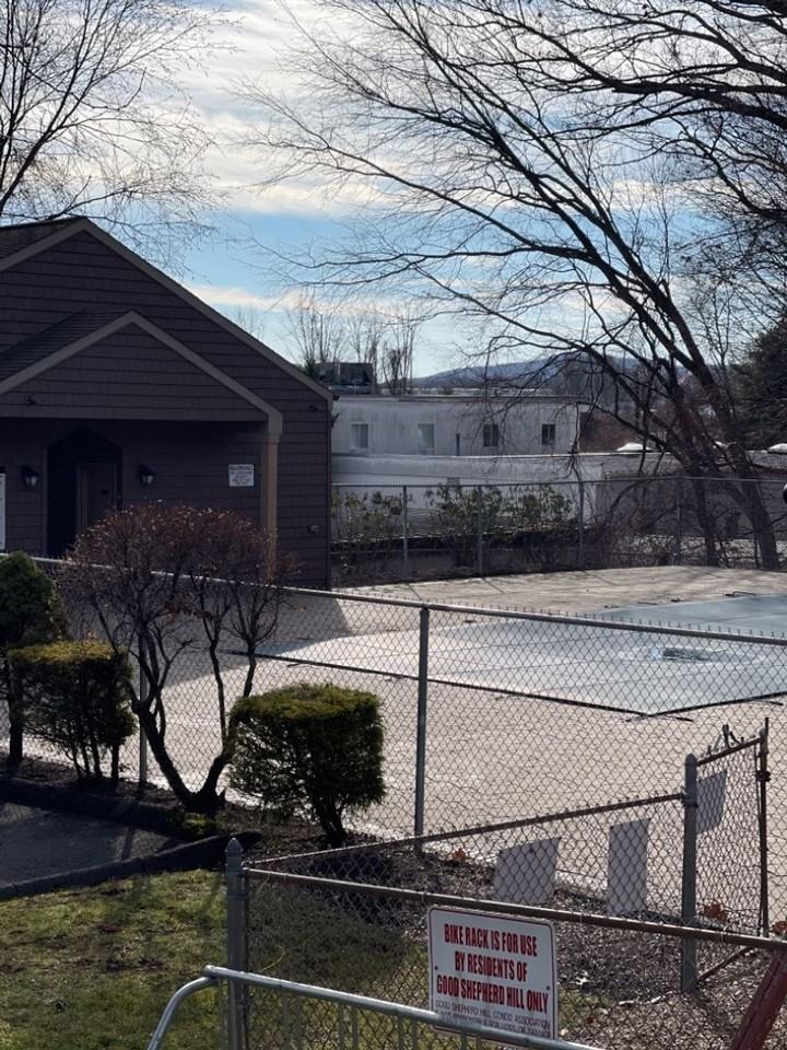 166 Old Brookfield Rd - Photo 6 of 28