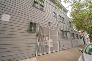 3267 Hollis St - Photo 1 of 1