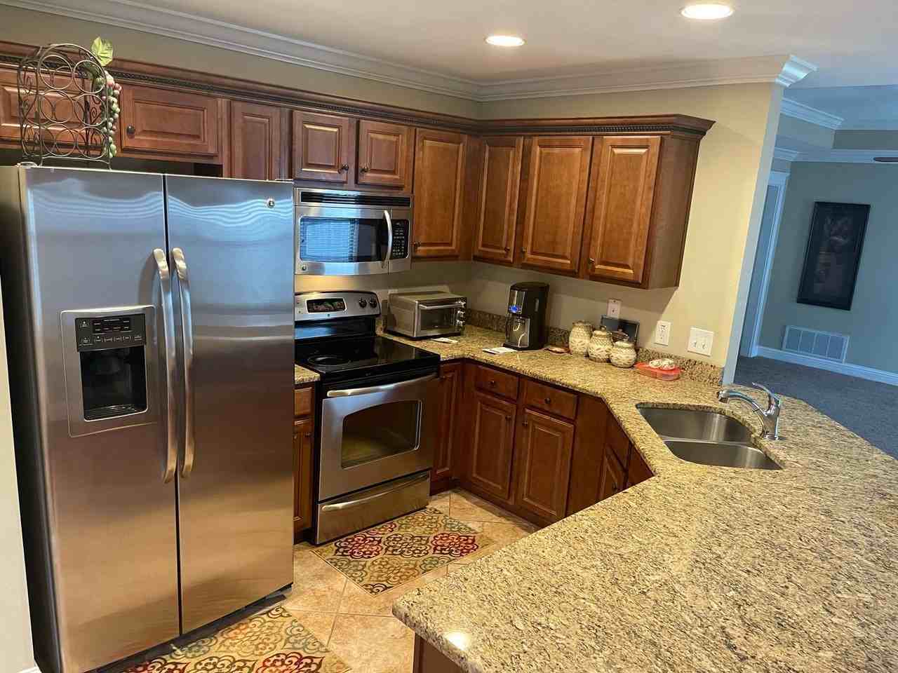 13 Breydon Ct