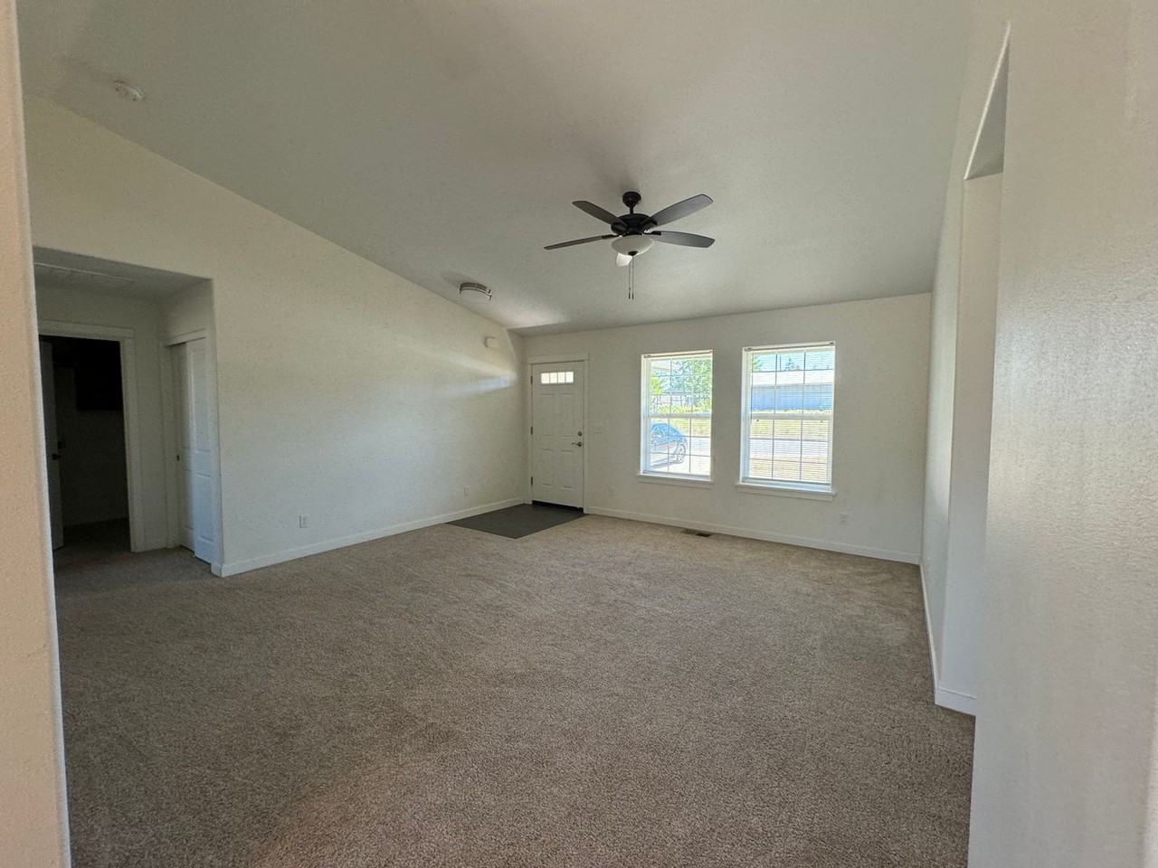 751 Robert Lavern St - Photo 3 of 11