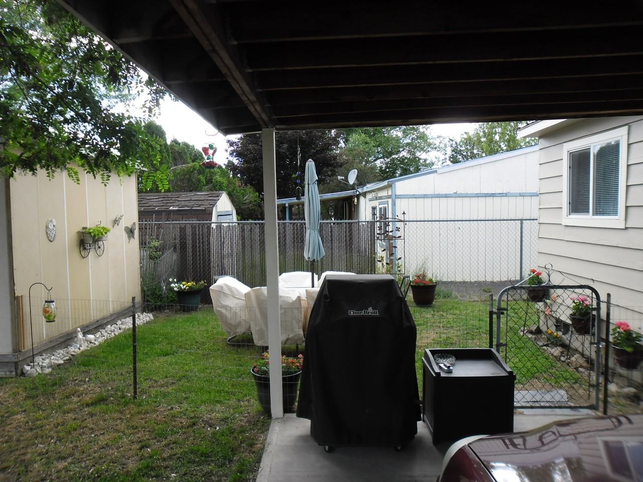 1416 Evergreen Rd - Photo 3 of 11
