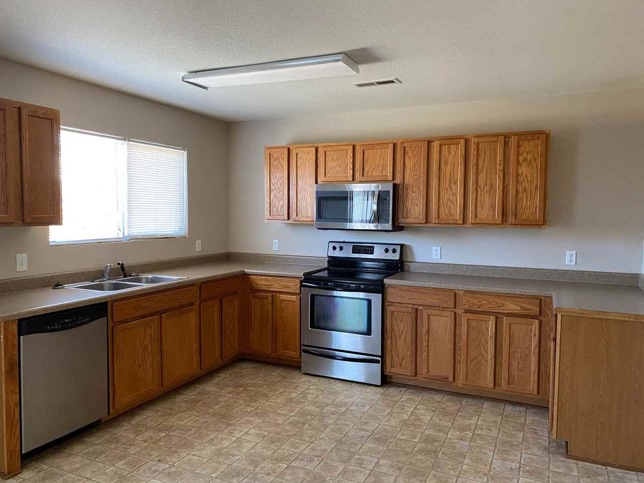 134 Forestbrook Dr - Photo 3 of 5