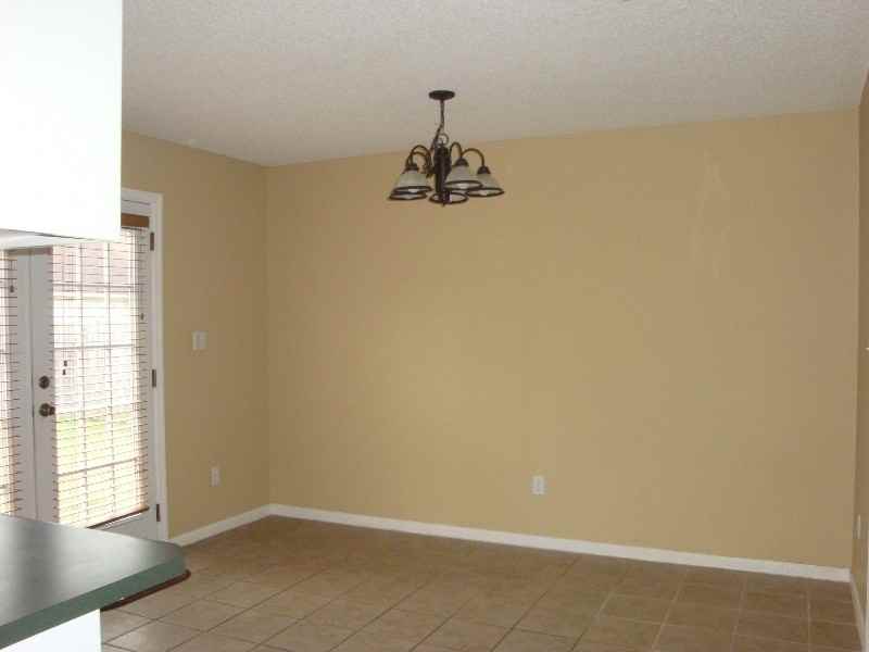3105 Wingfield Way - Photo 7 of 17