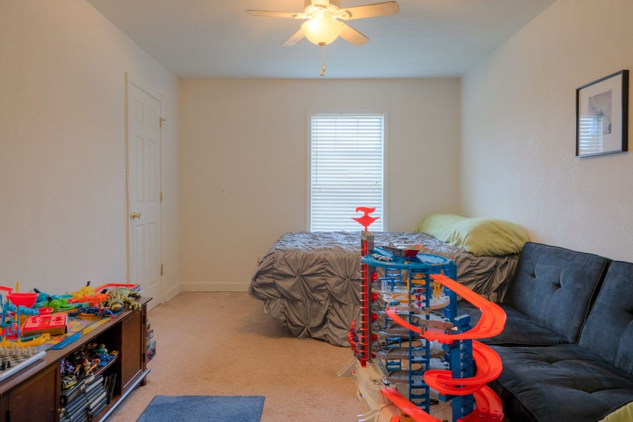 217 Graves Ave #1