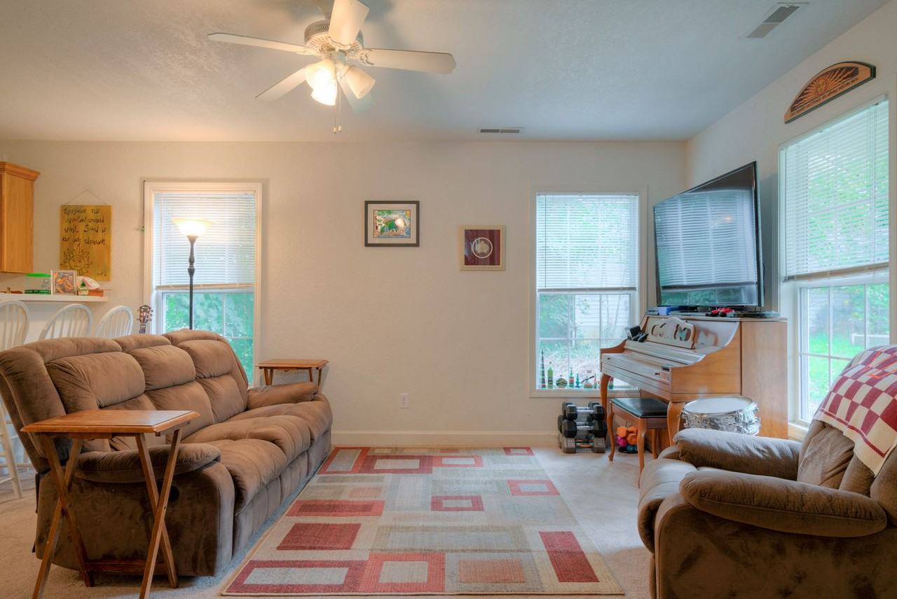 217 Graves Ave #1 - Photo 3 of 30