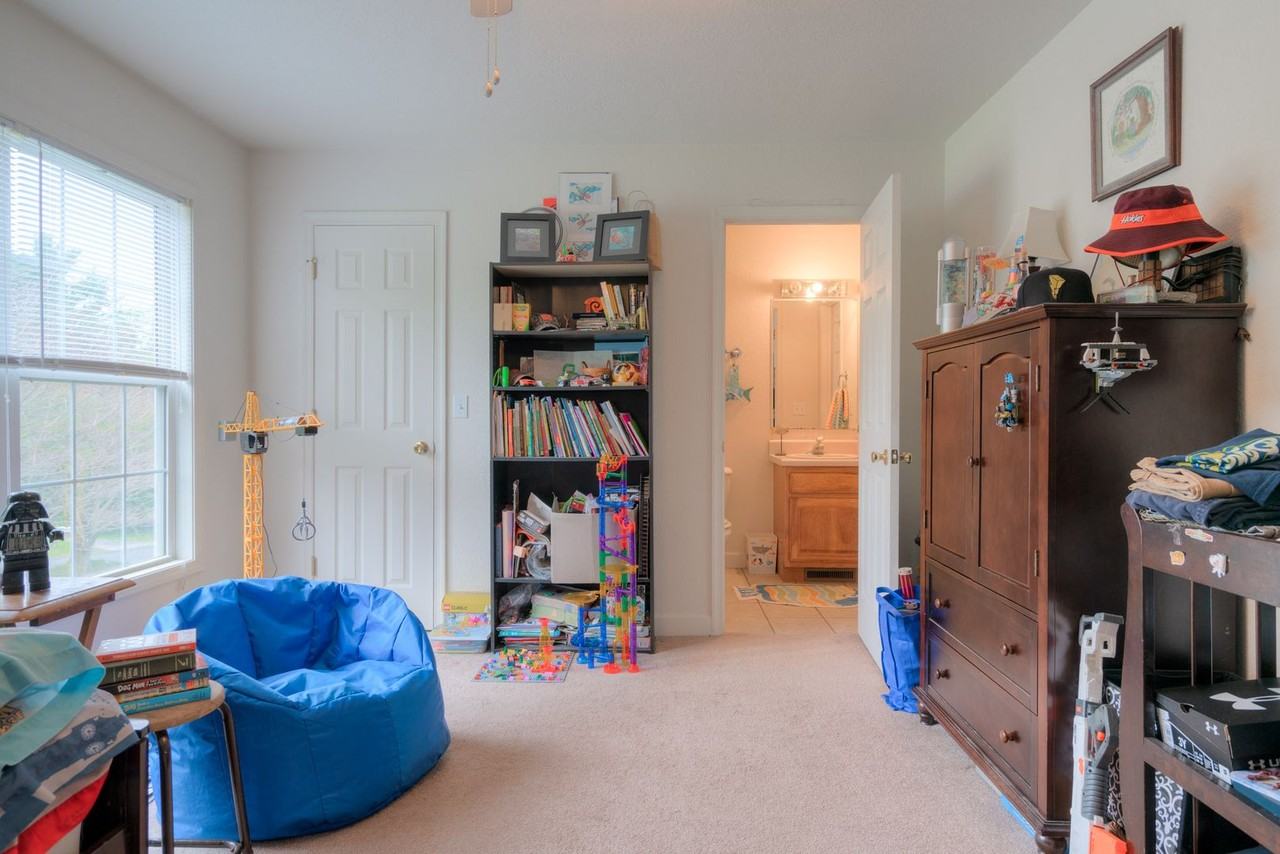 217 Graves Ave #1 - Photo 7 of 30
