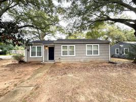featured image of 1001 Avondale Rd