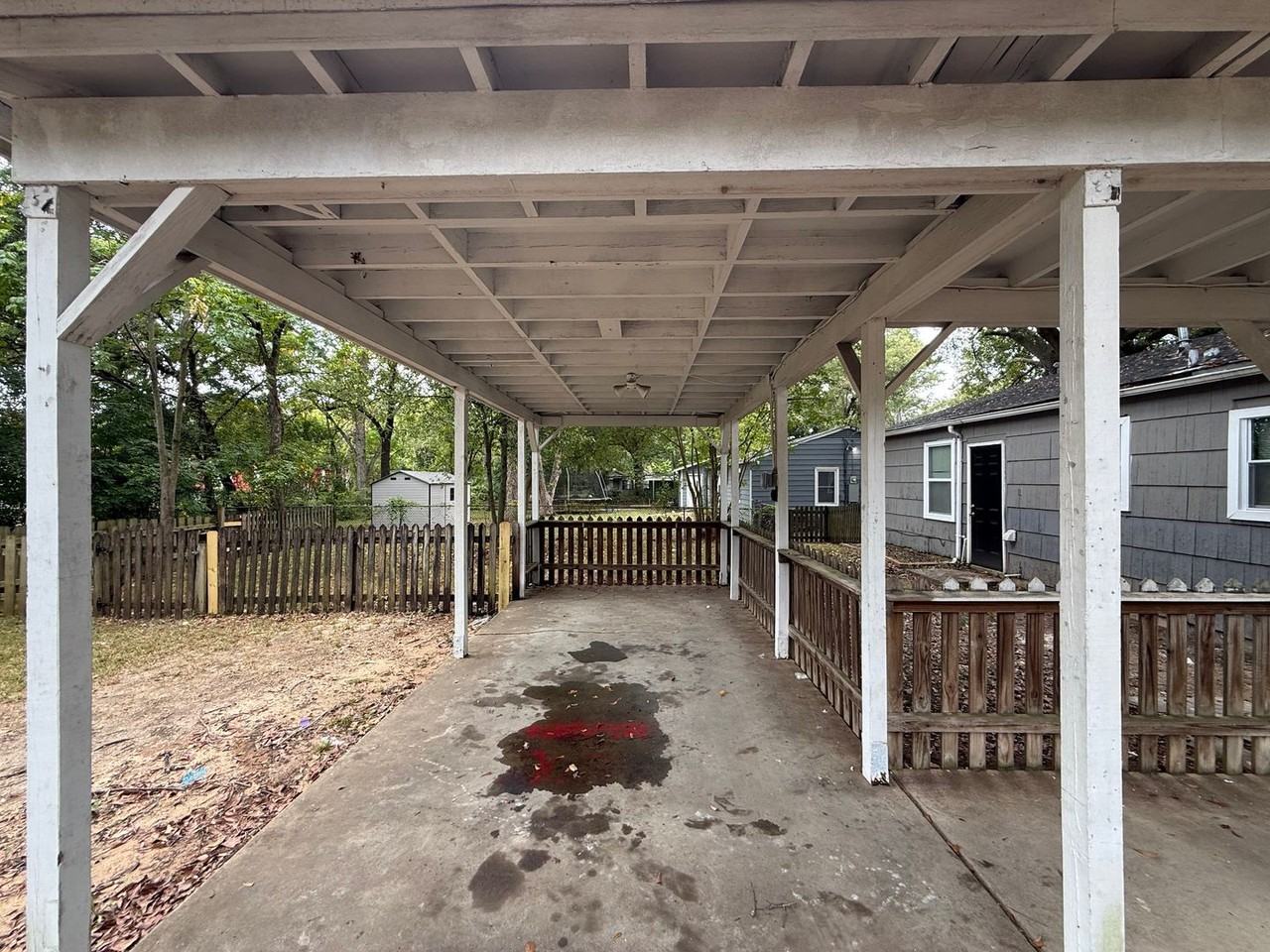 1001 Avondale Rd - Photo 4 of 12