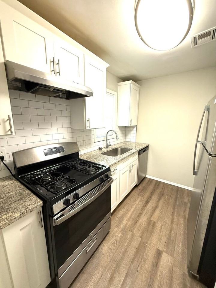 1001 Avondale Rd - Photo 7 of 12