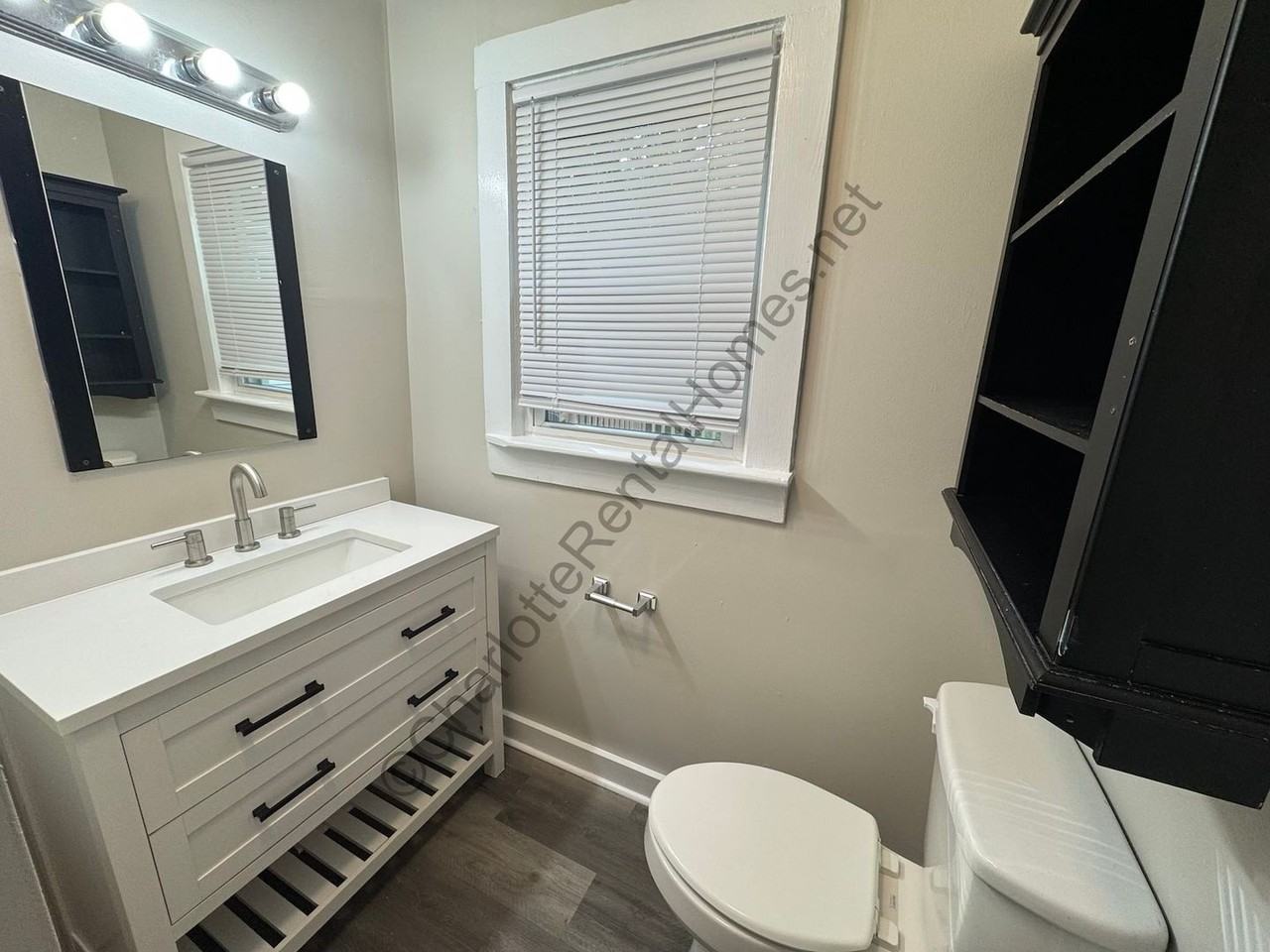 721 W Main Street Ext - Photo 5 of 8