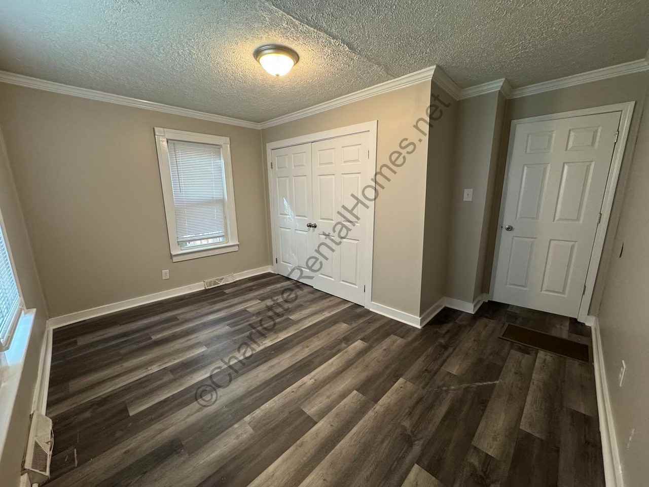 721 W Main Street Ext - Photo 6 of 8