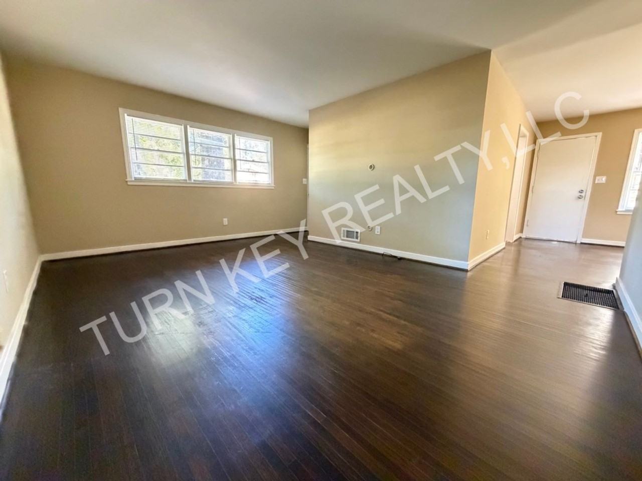 8633 9th Ct S - Photo 4 of 16