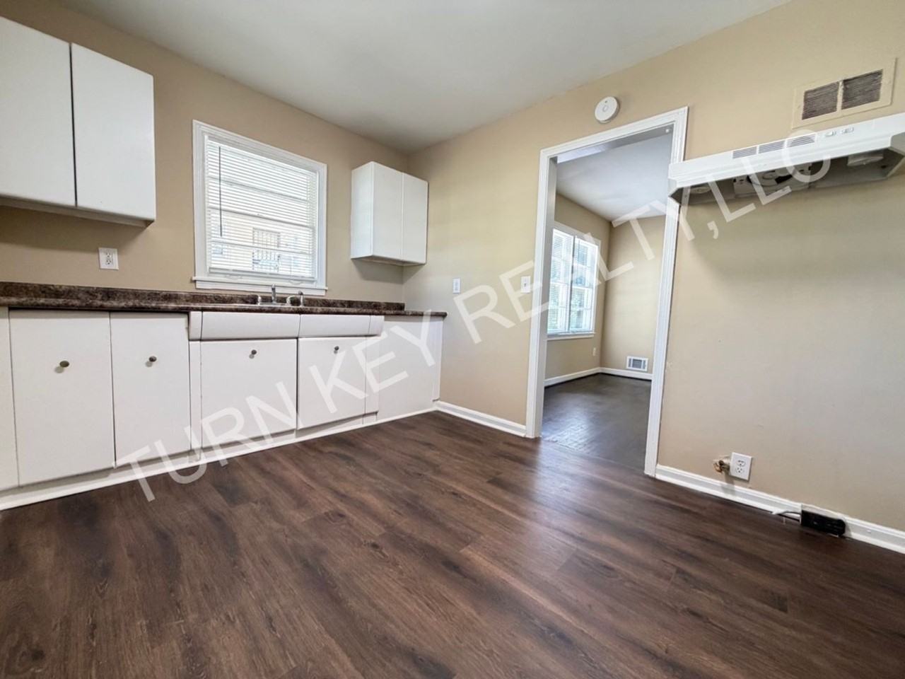 8633 9th Ct S - Photo 6 of 16