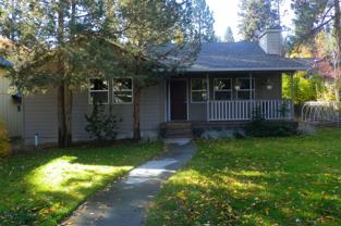 1663 Nw Elgin Ave - Photo 1 of 1