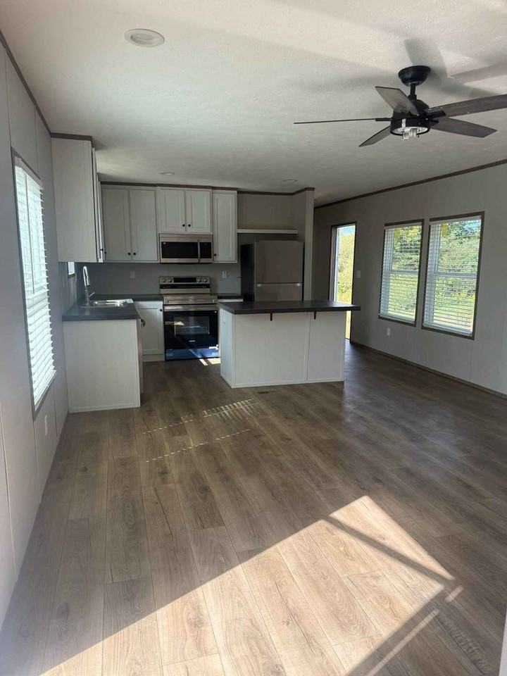 12 Black Forest Ln - Photo 2 of 15