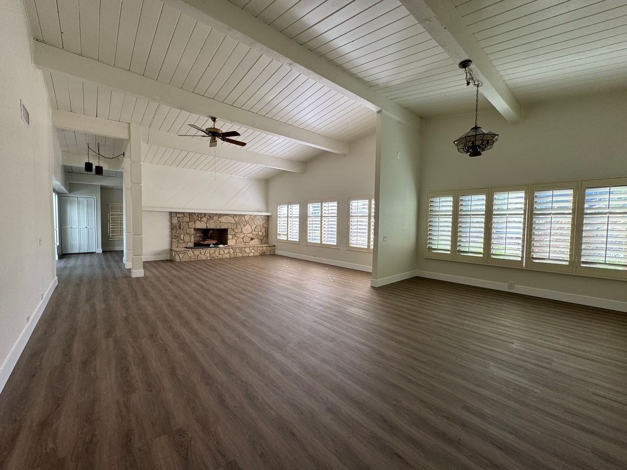 16607 Bienveneda Pl - Photo 2 of 25