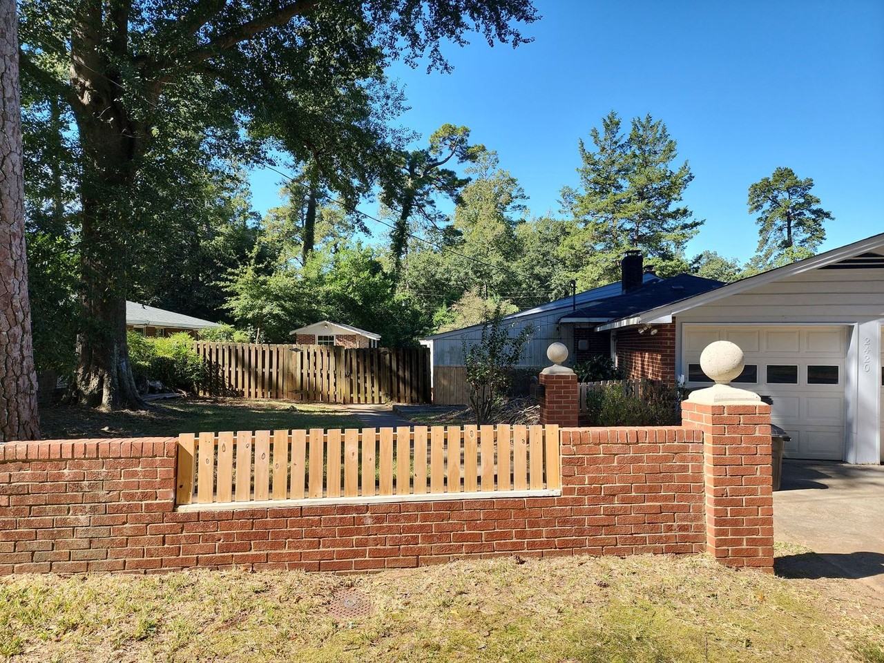2420 Mohican Rd - Photo 2 of 35