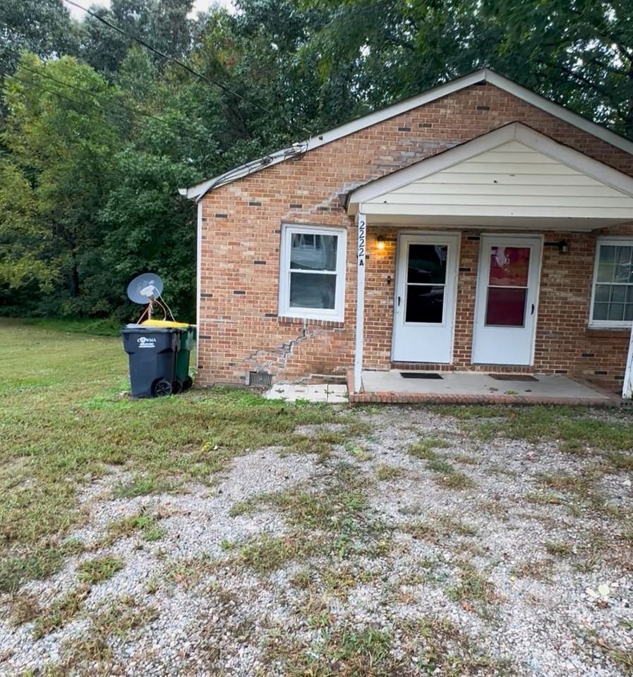 2222A Dellrose Dr - Photo 2 of 18